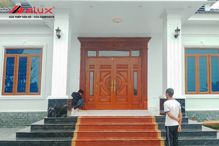 Cửa Thép Vân Gỗ Chống Cháy - Giải Pháp An Toàn Cho Mọi Công Trình