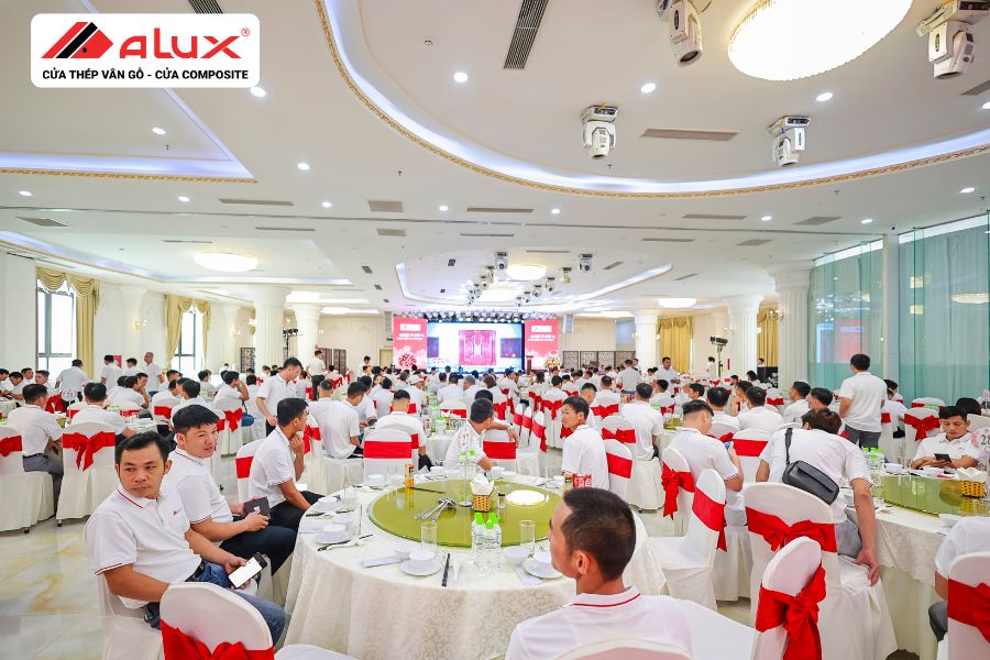 Alumax Việt Nam Tổ Chức Thành Công Hội Nghị Khách Hàng 2025