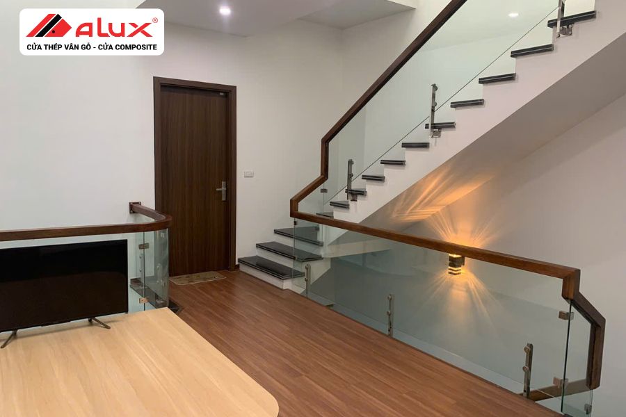 Cửa Composite - Giải Pháp Bền Vững Cho Mọi Công Trình