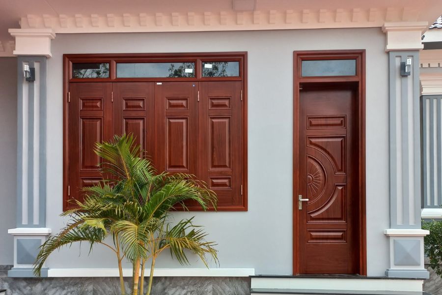 Những Lưu Ý Khi Lựa Chọn Cửa Thép Vân Gỗ Cao Cấp Cho Công Trình