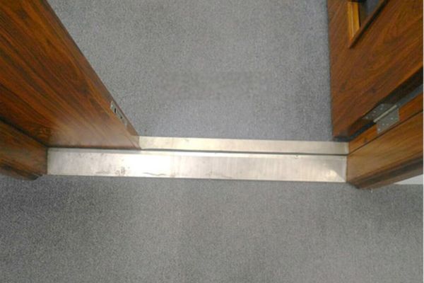 Doorsill (Ngưỡng cửa)