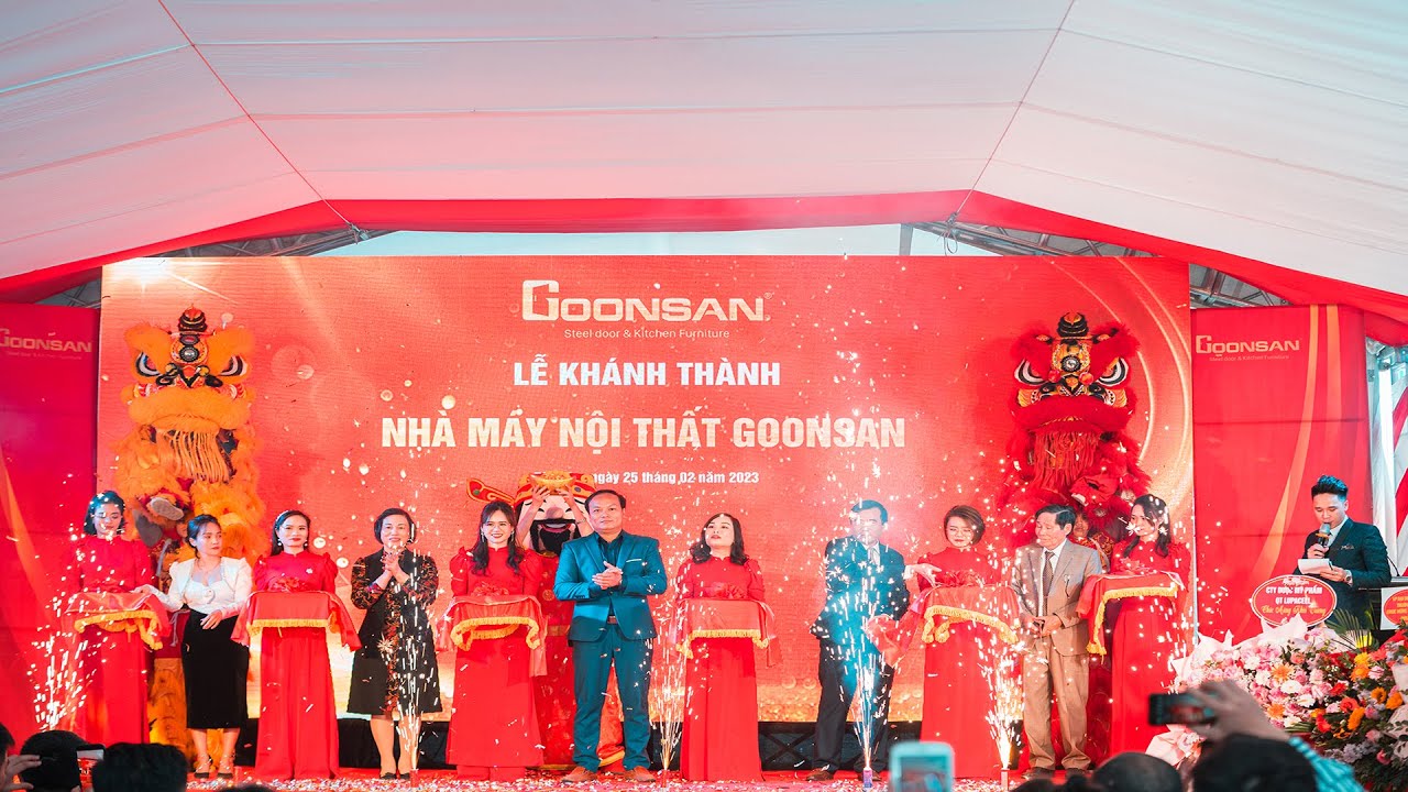 Cửa thép vân gỗ Goonsan