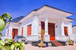 Cửa thép vân gỗ thân thiện môi trường – vật liệu tái chế & xanh