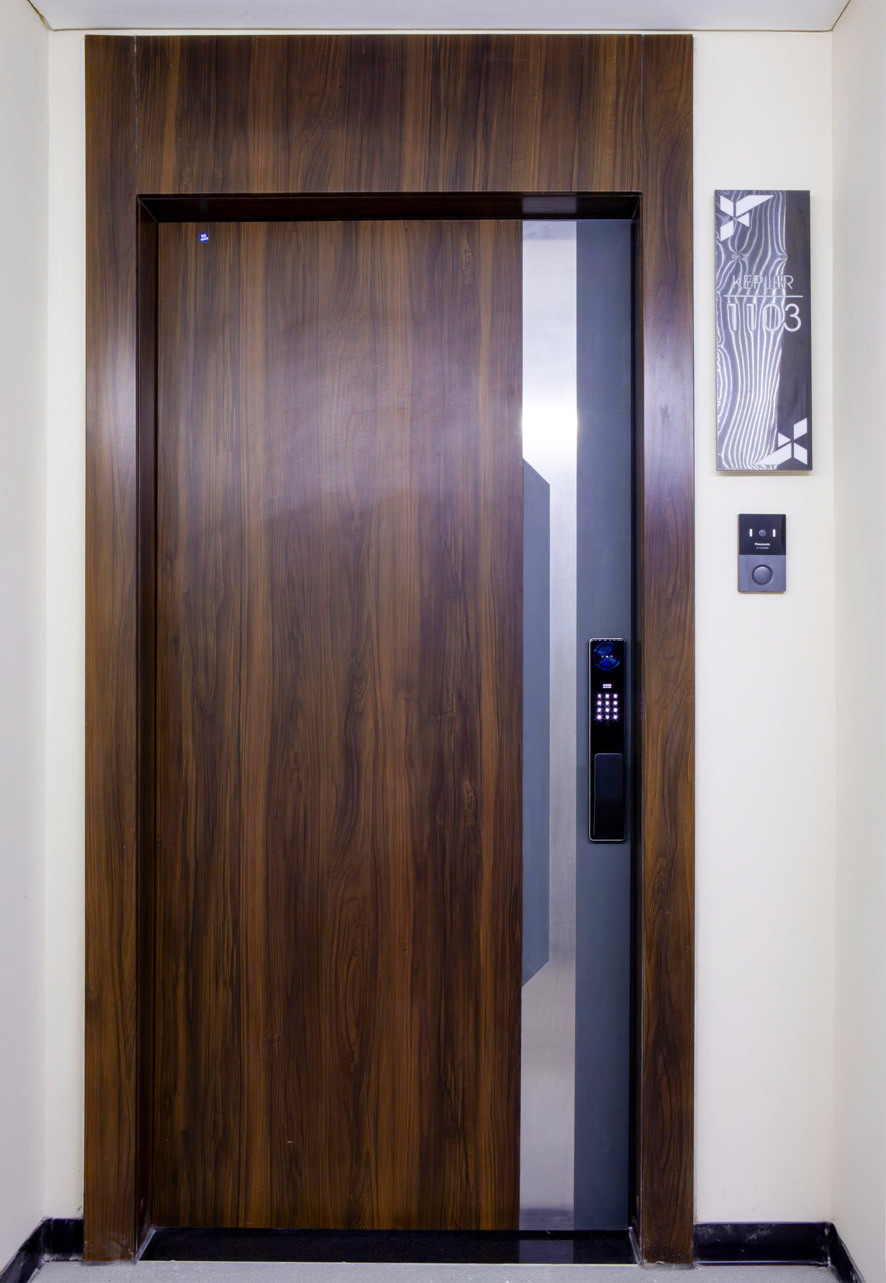 Cửa tràn viền Alux – Cửa cho chung cư và căn hộ cao cấp