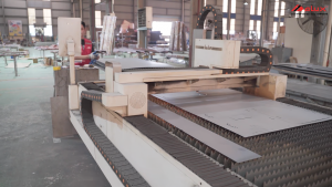 Quy trình QC cửa thép vân gỗ trước khi xuất xưởng gồm gì?