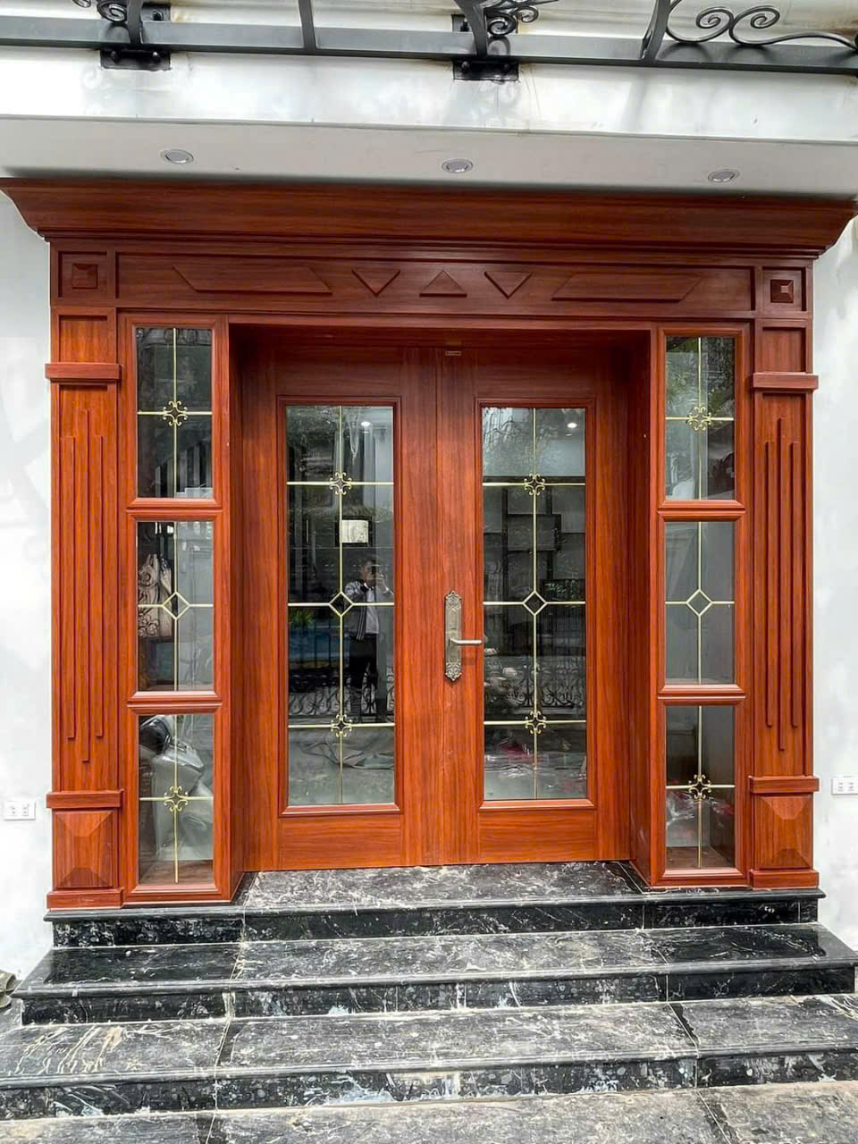 Cửa thép vân gỗ Luxury – Dành cho những công trình đề cao tính thẩm mỹ