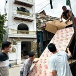 Đại lý nhập cửa thép vân gỗ cần kiểm tra những gì?