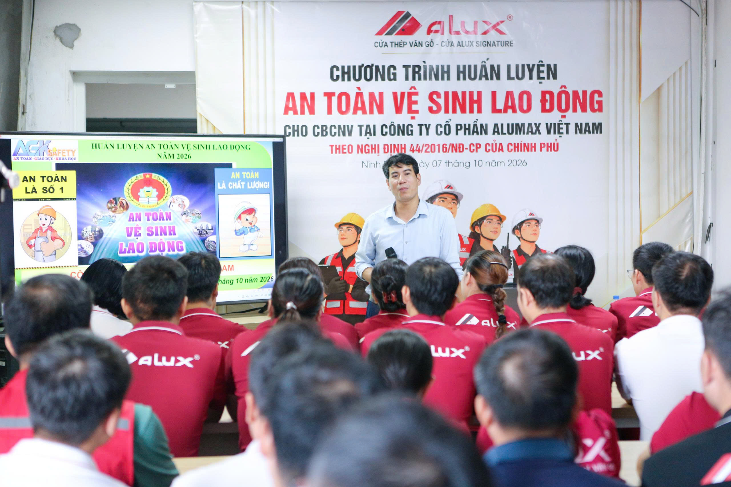 Alumax Việt Nam tổ chức huấn luyện an toàn, vệ sinh lao động